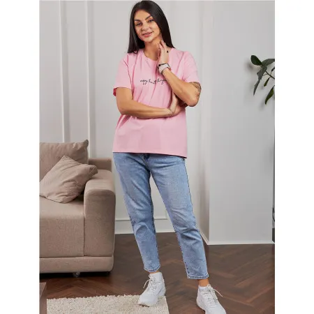 T-shirt size + with print