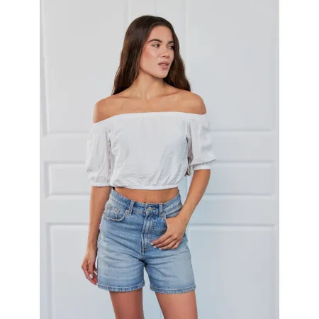 Красивий літній топ